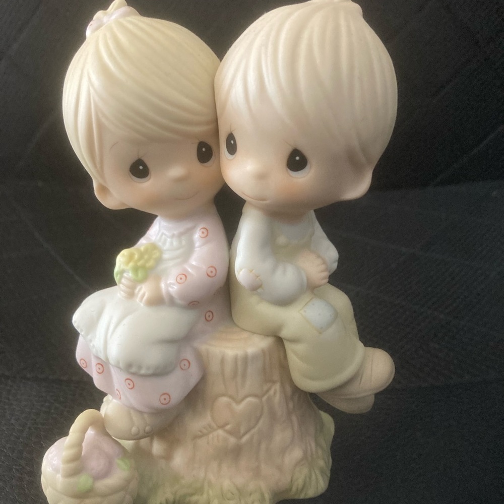 PRECIOUS MOMENTS Love one another, special edition, 1978 in perfect shape